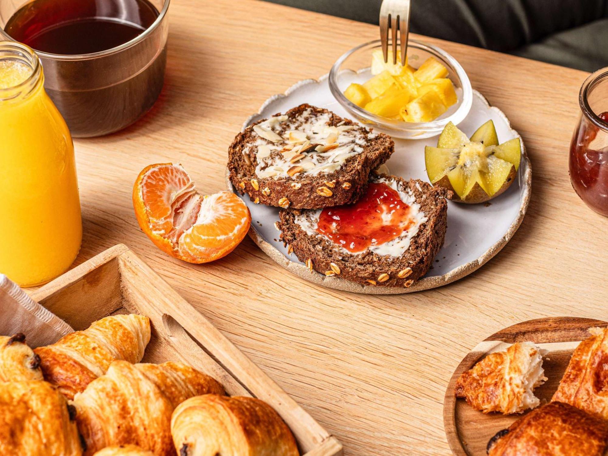 Mercure Rouen Val De Reuil Val-de-Reuil Εξωτερικό φωτογραφία